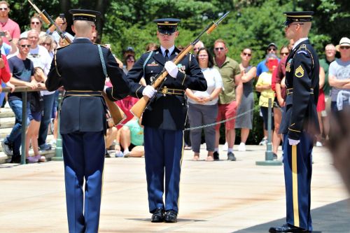 2022-Arlington-Cemetery-11